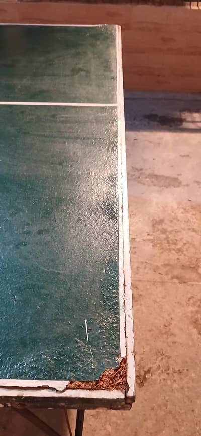 Table tennis Table
