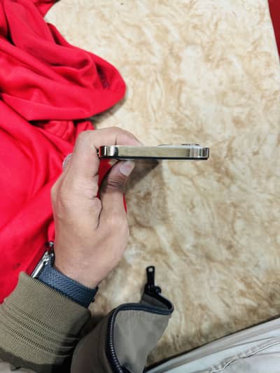 I Phone 12 Pro Max Non 128