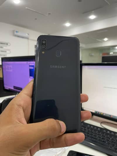 Samsung A30 PTA Approved, 4GB RAM 64GB Storage