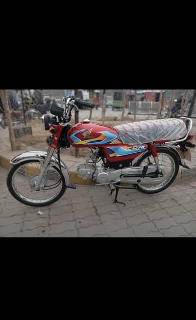 Honda 70 ,25/26 for sale serious buyer call only 0316/058/3421