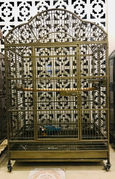 Breeding cage for macaws cocokatoos greys etc