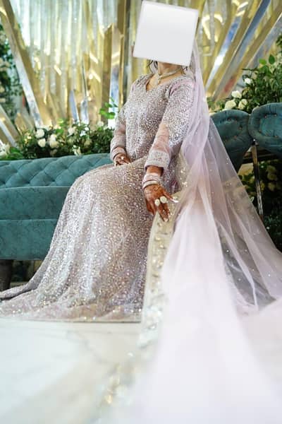 condition 10/10.  color lilac  size small