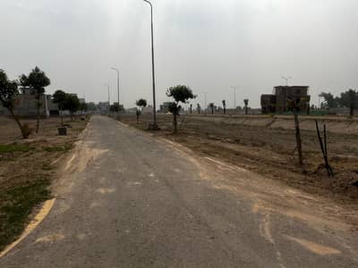 5 Marla Residential Possession Plot At Hot Location In Park View City Lahore