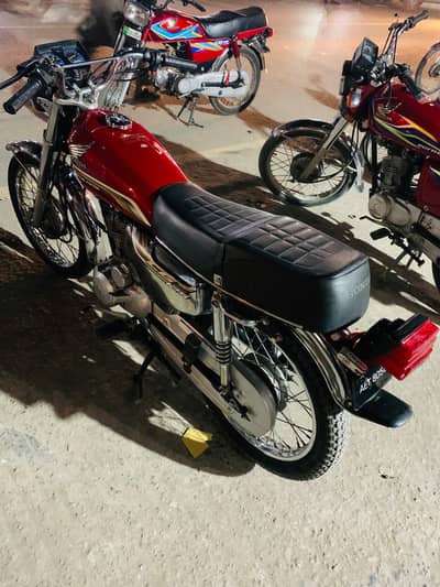 Honda 125 self special edition