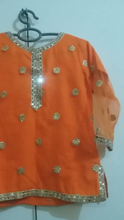 bridal mehndi lehnga