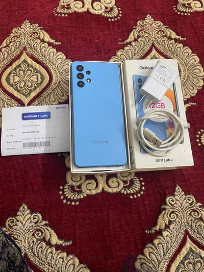 Samsung Galaxy a32 6/128 with box and charger