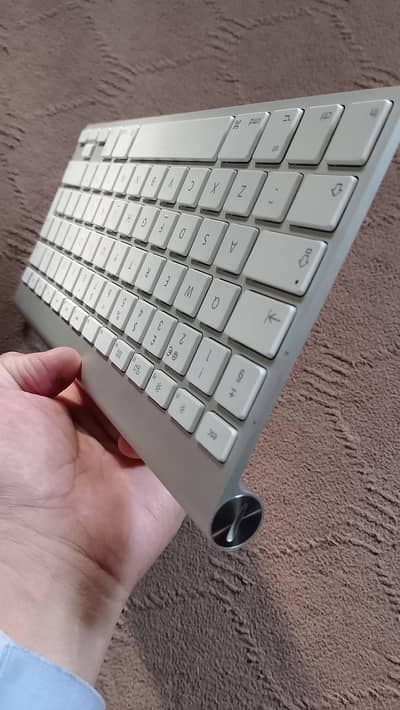 Apple Wireless Bluetooth Keyboard Magic 1 Aluminum A1314