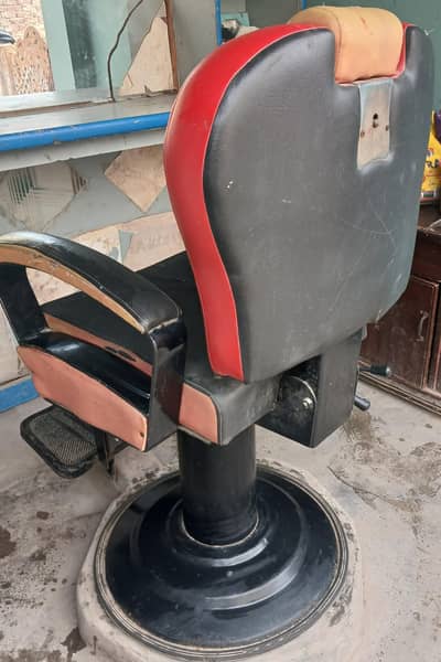 Salon chair for sale