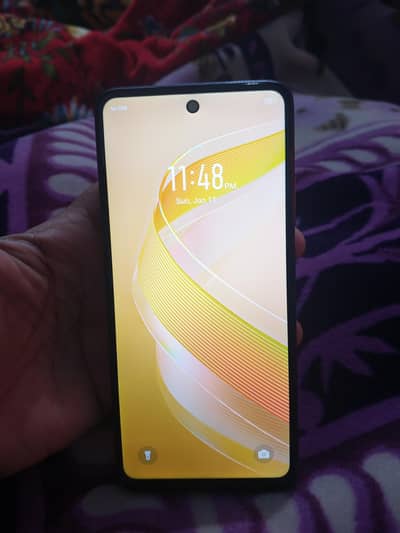 Infinix smart 8all ok 4/gb 64/gb
