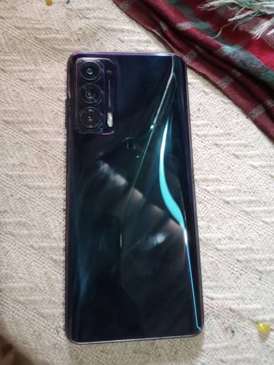 moto edge 2021 . . . exchange possible iphone