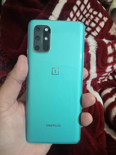 One Plus 8T (12+256)