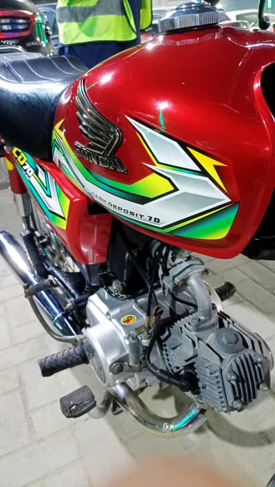 Honda CD-70 2023 karachi num 1st owner Genuine condition