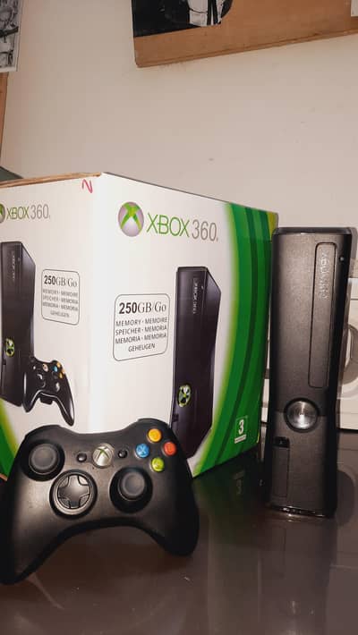 XBOX 360 250 GB