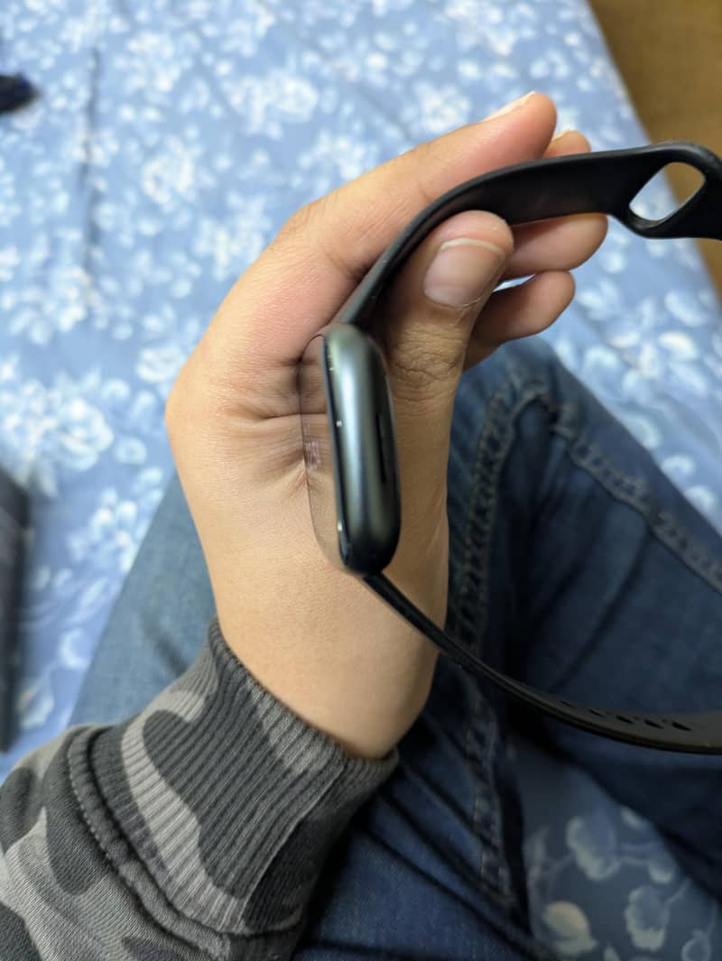 new Fitbit versa 4 2