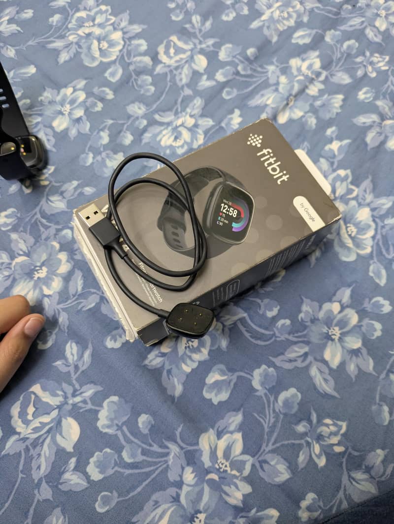 new Fitbit versa 4 7