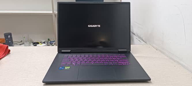 Gigabyte Gaming A16CVh Ci7 13th 32/1TB RTX 5060 8Gb DDR 7
