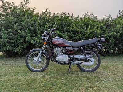 2025 Model Almost Brand New  Gs150 (Only 1900km Driven)