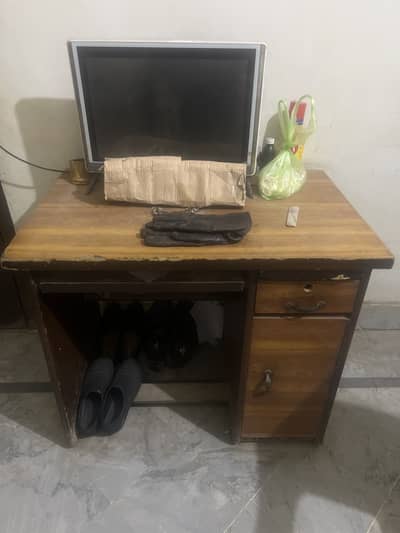 computer Table for sale