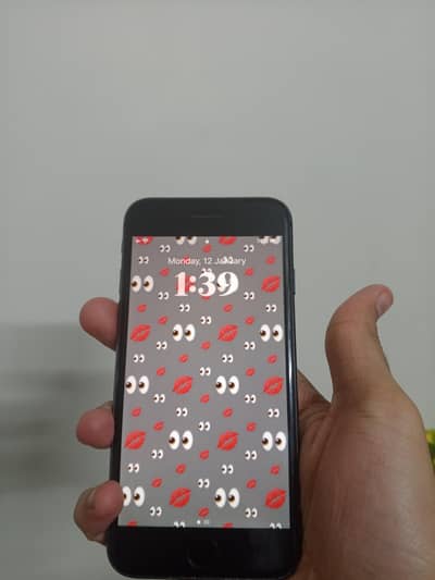 iphone 8 4/64 Sealed