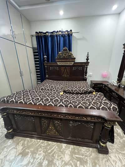 Wooden Chinioti Bedset