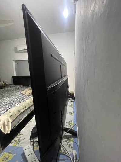 Sony 65 inches LED Read Add