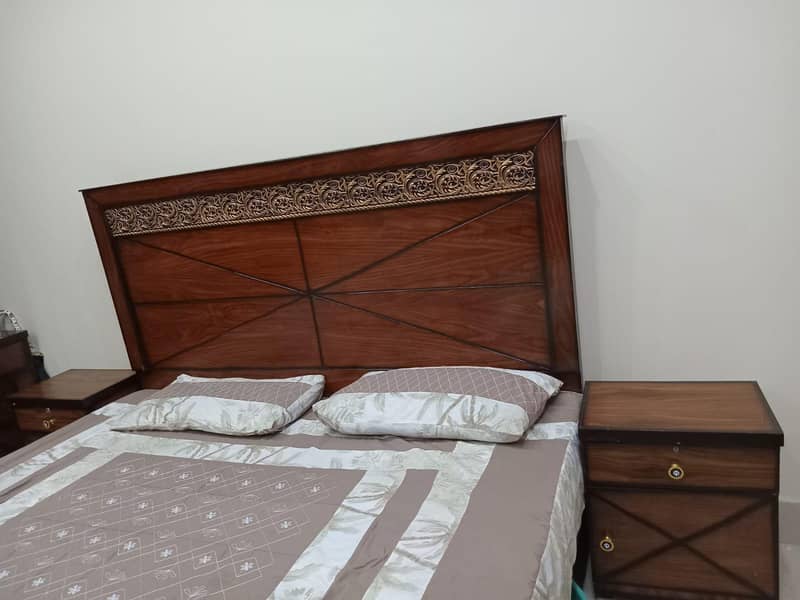 Bedset with Dressing Table 1