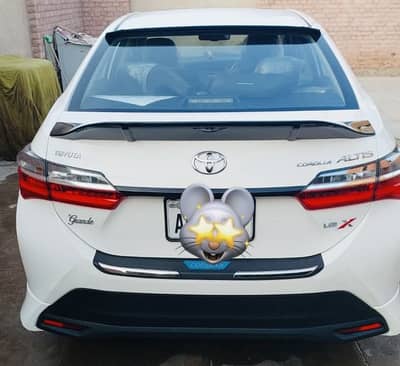 Toyota Grande 1.8 Black Interior