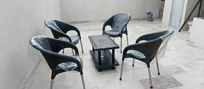 plastic chairs table wholesalers