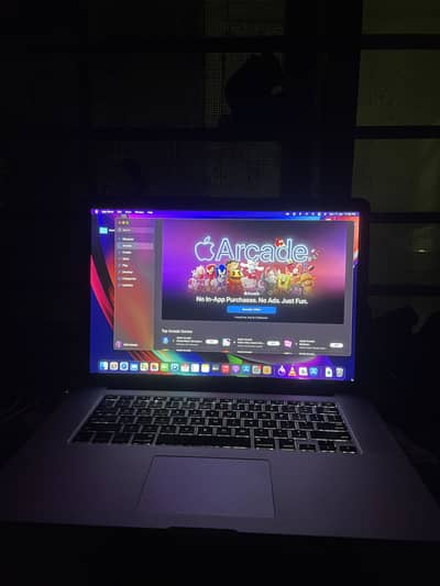 Core i7 4th generation 16GB /256GB SSD MACBOOK PRO 2013