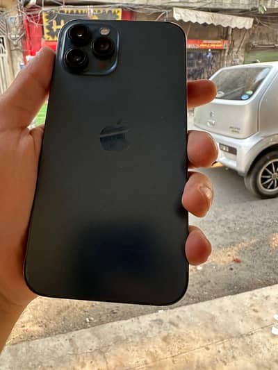 IPhone 12 pro Max Factory unlock 128 LLA