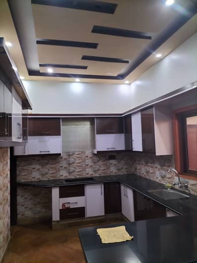 4 bed dd vip luxury nee portion for rent in kaneez Fatima society