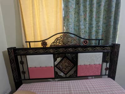 double bed hn full size  only bed location Alipur frash