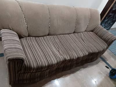 5 Seater sofa set argent sale. . . . .