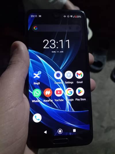 Aquos r2 AMOLED panel 4gb 64 gb