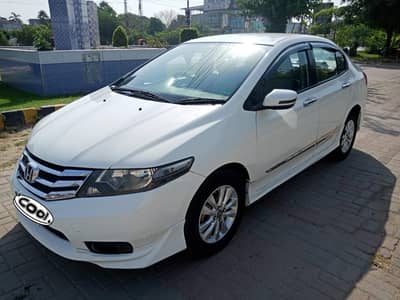 Honda city 2017 Model 1.3 check the description for more details
