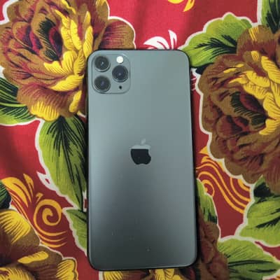 Iphone 11 pro max for sale 10/10 condition