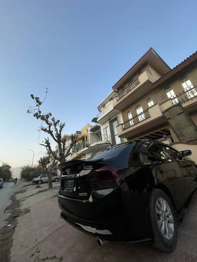 Honda city aspire 1.5 back Lights genuine Lights never open or repair