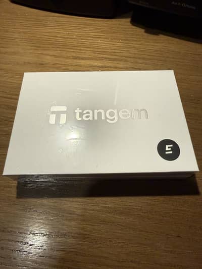 Tangem Crypto Wallet