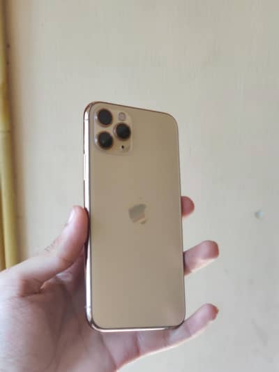 IPHONE 11 PRO