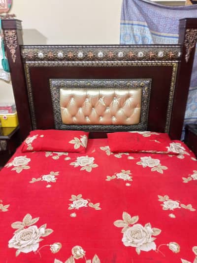 I want to sell my  king size bed .