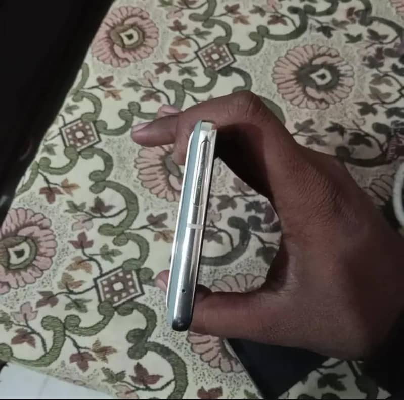 Google pixel 7 pro 2