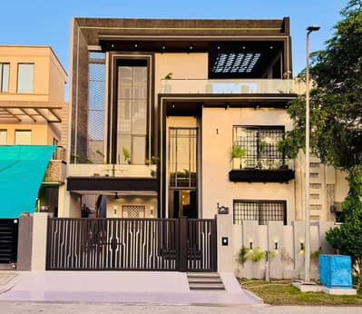 Semi Furnished Ultra Modern 10 Marla House For Sale In Phase 2 Citi Housing Gujranwala