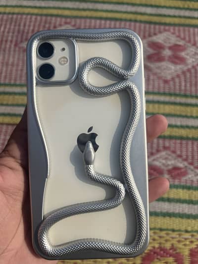 iPhone 11 factory unlock