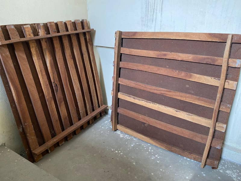 SINGLE BEDS 2 PCS 1