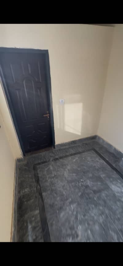 1 Room Attached Washroom for Rent Near Emporium Mall (Suitable for Single Male/Female)