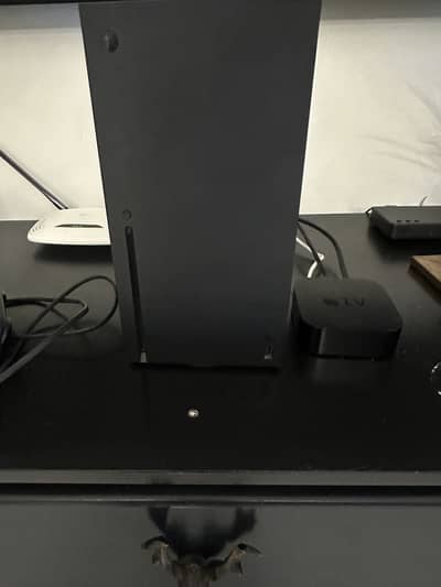 Xbox series X 1TB- Almost New