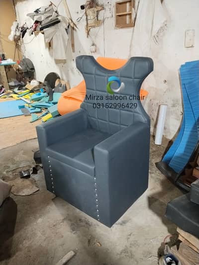 Barber chair/Cutting chair/ Shampoo unit/Trolly/Saloon Furniture.