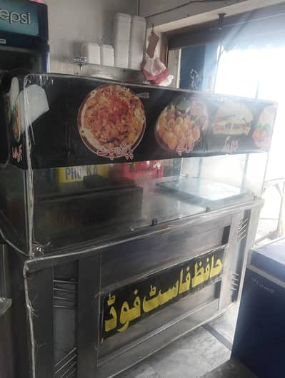 steel counter bilkul new hai oka hai