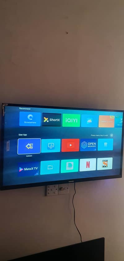 Smart LED TV