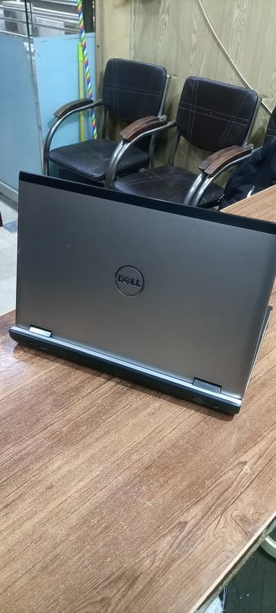 Dell core i5 2nd generation 8GB 250 GB all ok. 2/3ghnty battery